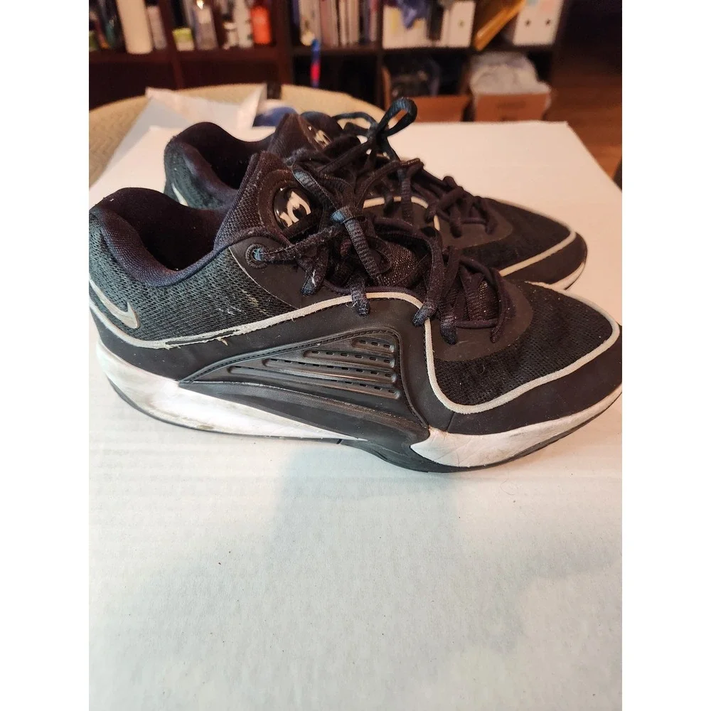 USED Nike KD16 Basketball Shoes Men's Size 8 - Black & White - Athletic Sneakers